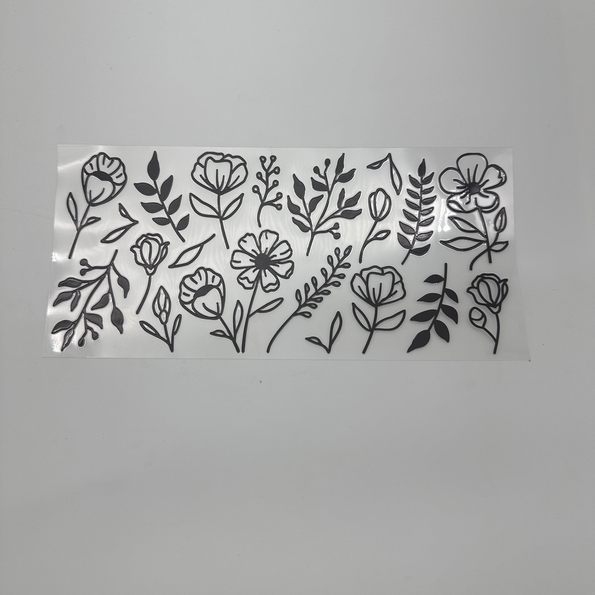 Pattern Black and white flowers - Wattsupcustoms